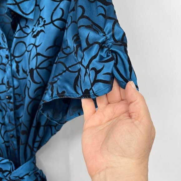 Lane Bryant Women's Black and Blue Blouse Plus size 22/24 Vintage belt glamorous - Picture 3 of 7